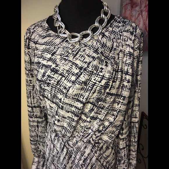 Banana Republic Dress - Picture 4 of 5